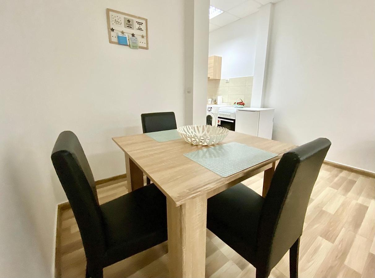 BellaVista Apartmani Stara Pazova Esterno foto